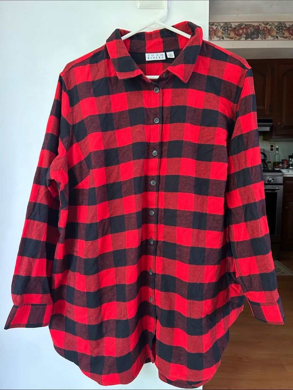 Joan Rivers || Red and Black Plaid Casual Button-Down Shirt